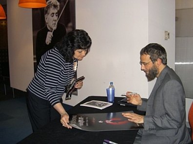 Yusuf Islam signing autograph